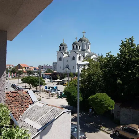 Nana / Sobe&apartmani