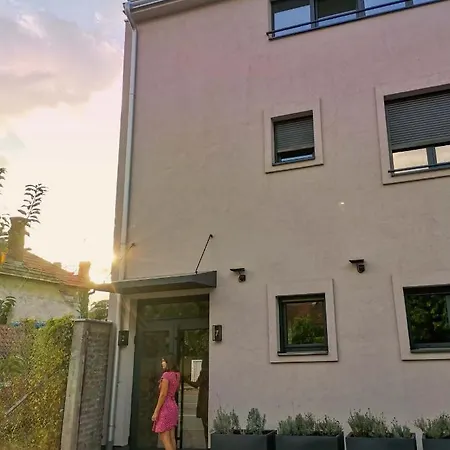 Nana / Sobe&apartmani 3* Valjevo